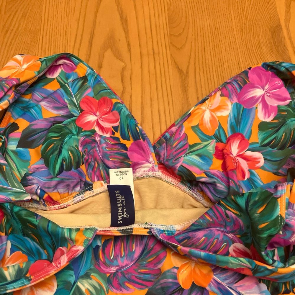 Swimsuits For All Tropical Floral One Piece - Picture 6 of 11